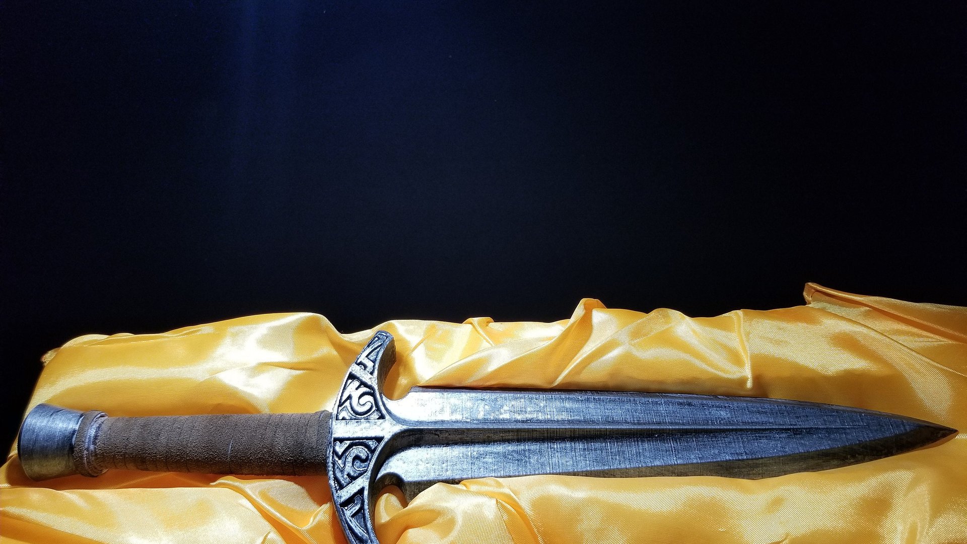 Steel Dagger Replica